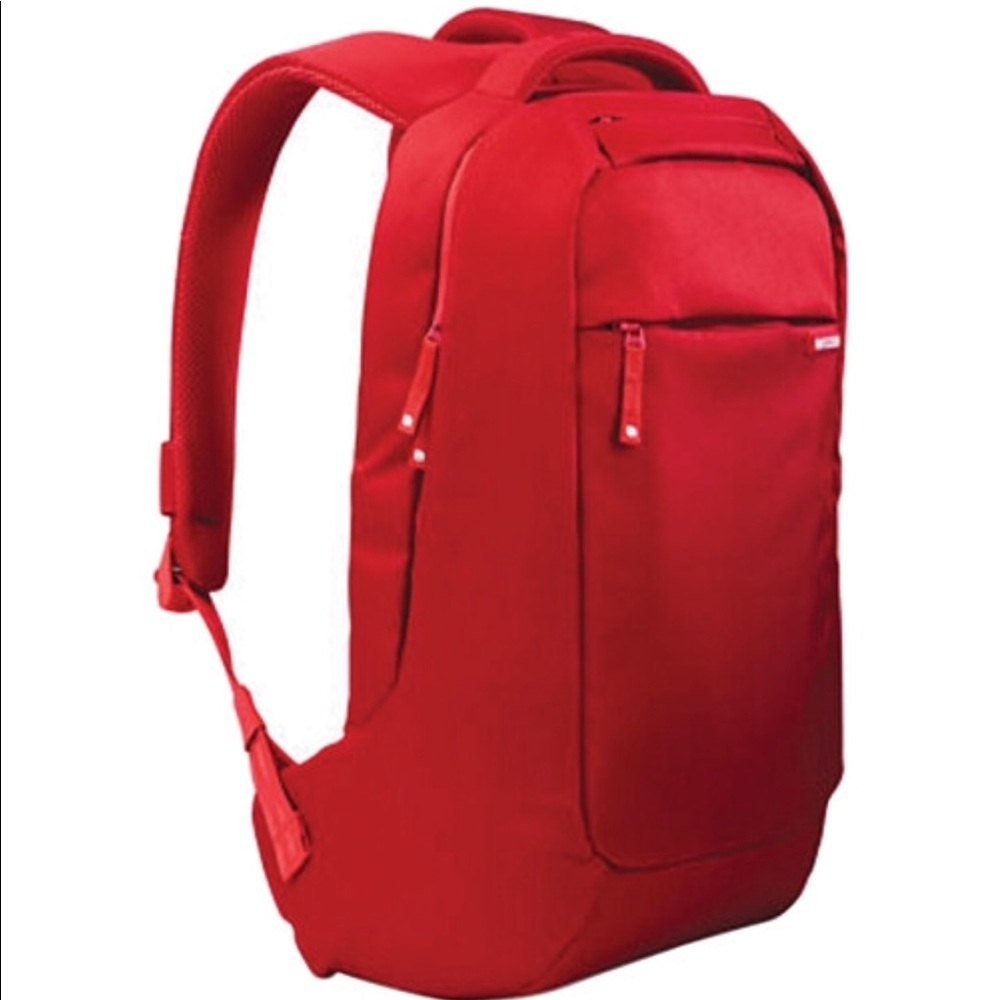 Incase Designs ICON Lite Pack